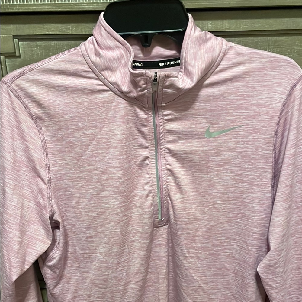 Nike Pink running shirt‎ with Long Sleeves size medium - Picture 3 of 6
